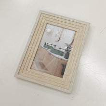 Load image into Gallery viewer, SHADOW FRAME
