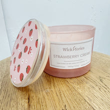 Load image into Gallery viewer, SMALL SOY CANDLE - STRAWBERRY CREAM