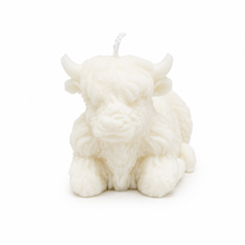 Load image into Gallery viewer, Highland Cow Sculpture Candle