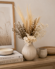Load image into Gallery viewer, Feather Pampas Stem
