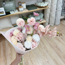 Load image into Gallery viewer, CHRYSANTHEMUM POM POM - OFF WHITE