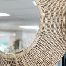 Load image into Gallery viewer, ROUND RATTAN MIRROR - NATURAL