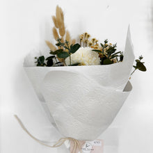 Load image into Gallery viewer, EVERLASTING BOUQUET
