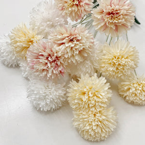 CHRYSANTHEMUM POM POM - OFF WHITE
