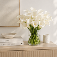 Load image into Gallery viewer, Calla Lilly Stem

