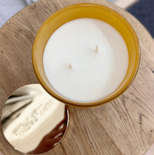 Load image into Gallery viewer, LARGE SOY CANDLE - GUAVA AND MANGO
