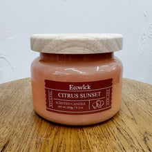 Load image into Gallery viewer, SOY CANDLE - CITRUS SUNSET
