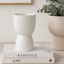 Load image into Gallery viewer, Pedestal Pot
