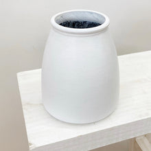 Load image into Gallery viewer, MATTE WHITE VASE - 15CM
