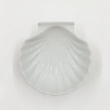 Load image into Gallery viewer, SHELL TRINKET DISH

