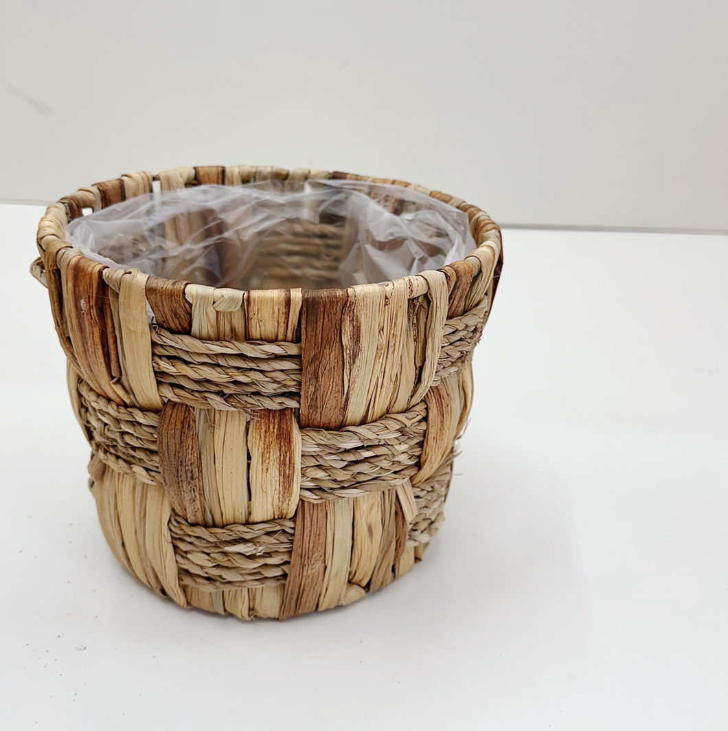 WATER HYACINTH PLANTER