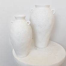 Load image into Gallery viewer, ERN DOLOMITE VASE
