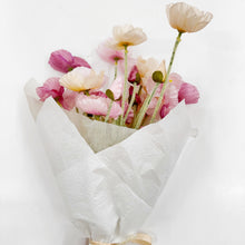Load image into Gallery viewer, EVERLASTING POPPY BOUQUET
