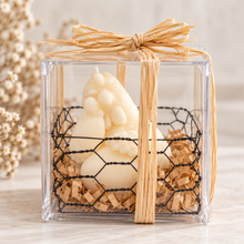 Load image into Gallery viewer, Gift Boxed Rooster Candle
