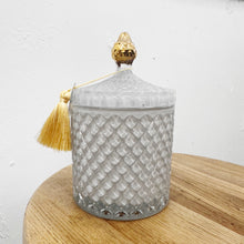 Load image into Gallery viewer, CRYSTAL JAR CANDLE - WHITE CAMELLIA
