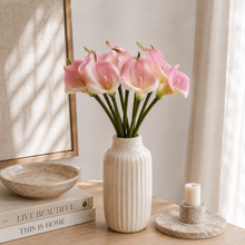 Load image into Gallery viewer, Calla Lilly Bunch
