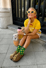 Load image into Gallery viewer, Novelty socks - Avocado
