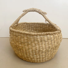 Load image into Gallery viewer, ITALIE PICNIC BASKET
