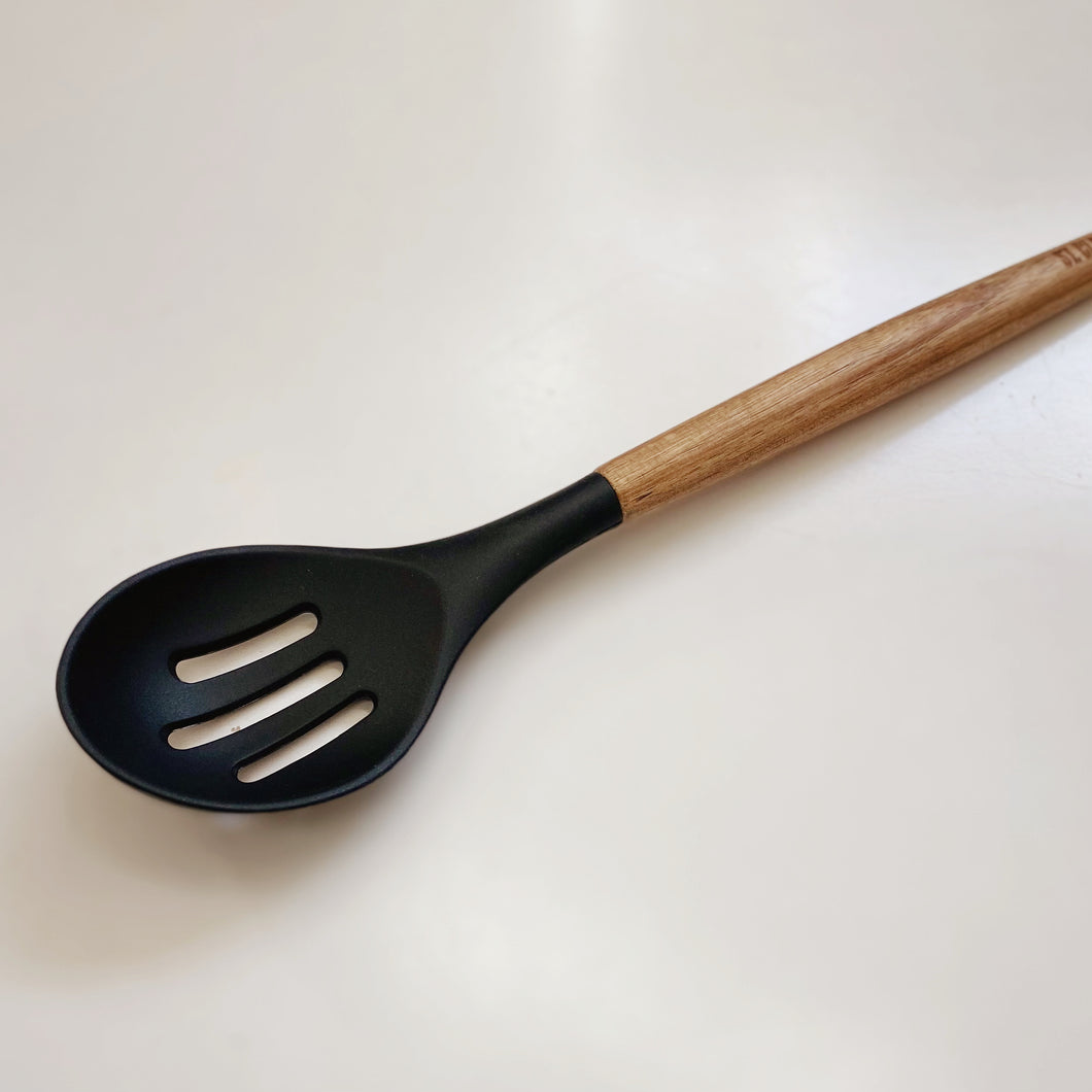 SILICONE SLOTTED SPOON