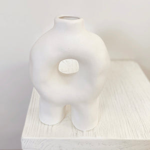CERAMIC CIRCLE VASE