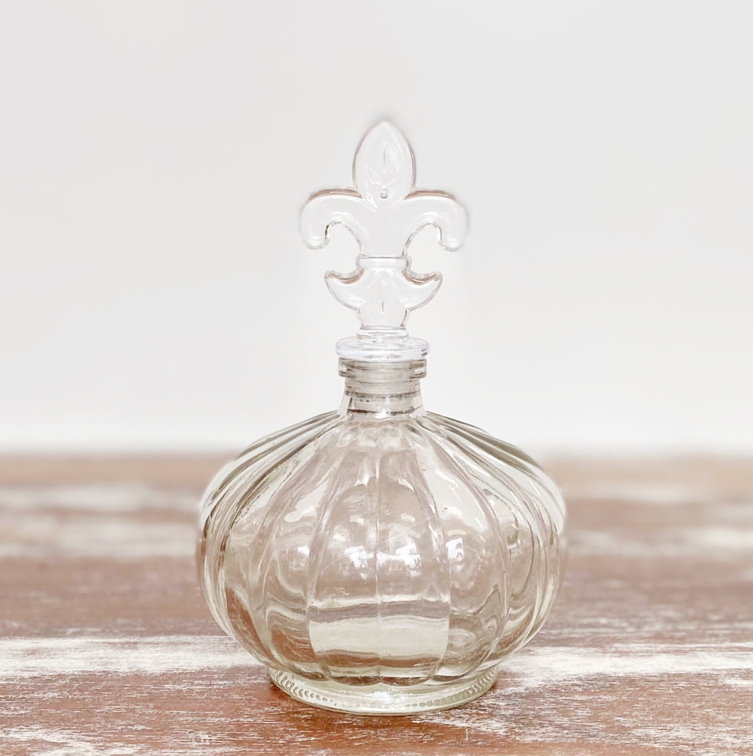 FLEUR DE LIS BOTTLE