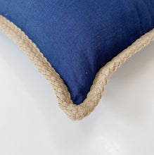 Load image into Gallery viewer, JUTE LINEN CUSHION - NAVY

